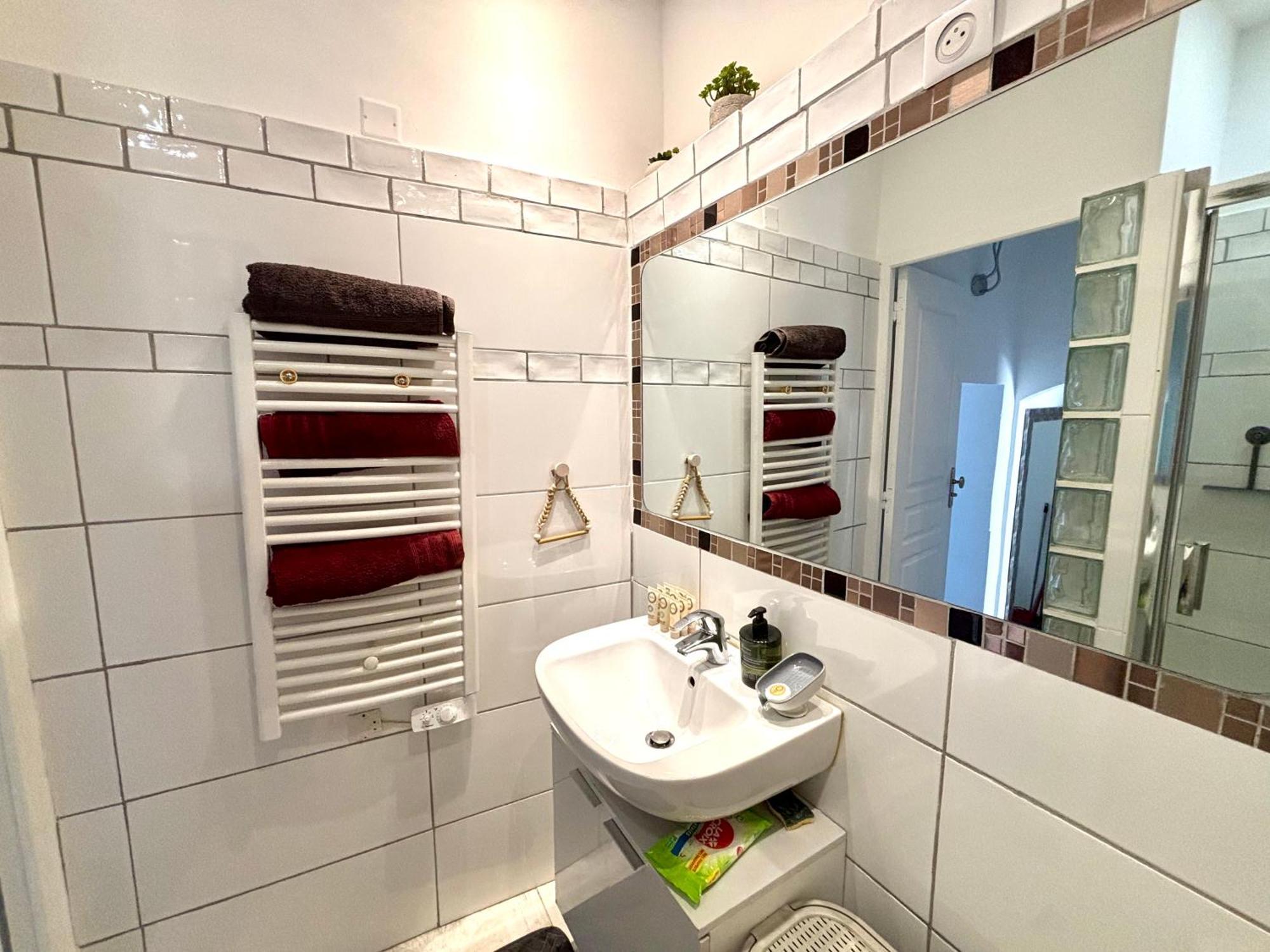 Horizon Village Des Pennes Mirabeau เลส์-เปนส์-มิราโบ ภายนอก รูปภาพ